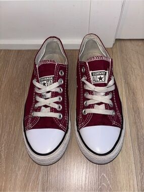Converse AllStar Low Top Sneakers